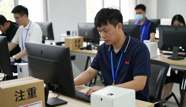 使用直播带货服务需要关注哪些方面？